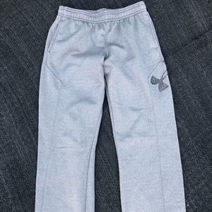 UA gray sweatpants